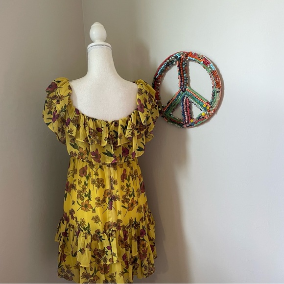 Scripted Floral Dress - Picture 4 of 5